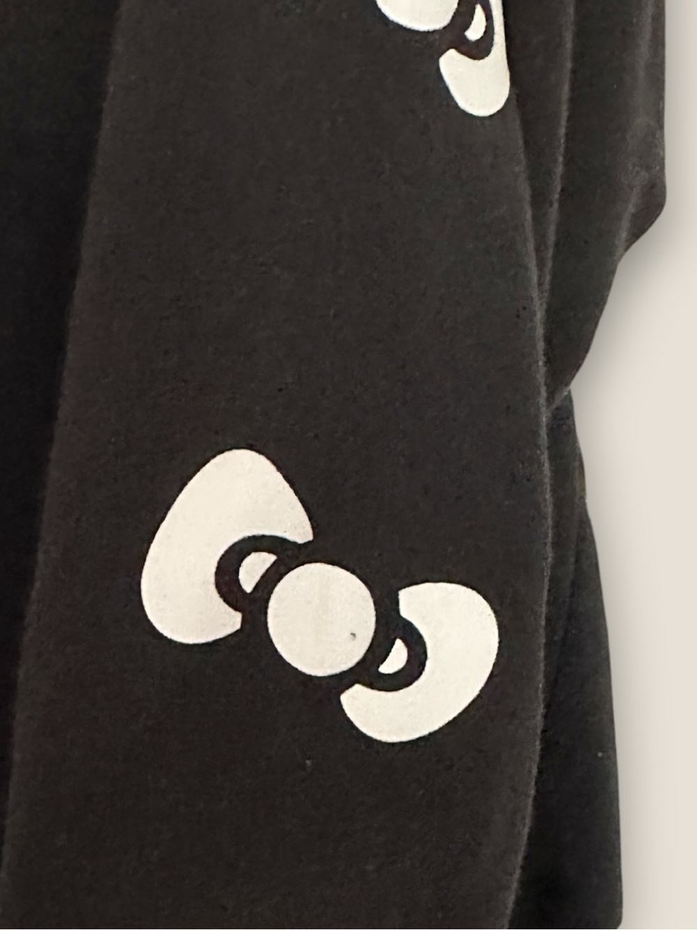 Hello Kitty Sanrio Crewneck Black Sweatshirt Orange Glitter Bow Women's XS - Picture 2 of 6